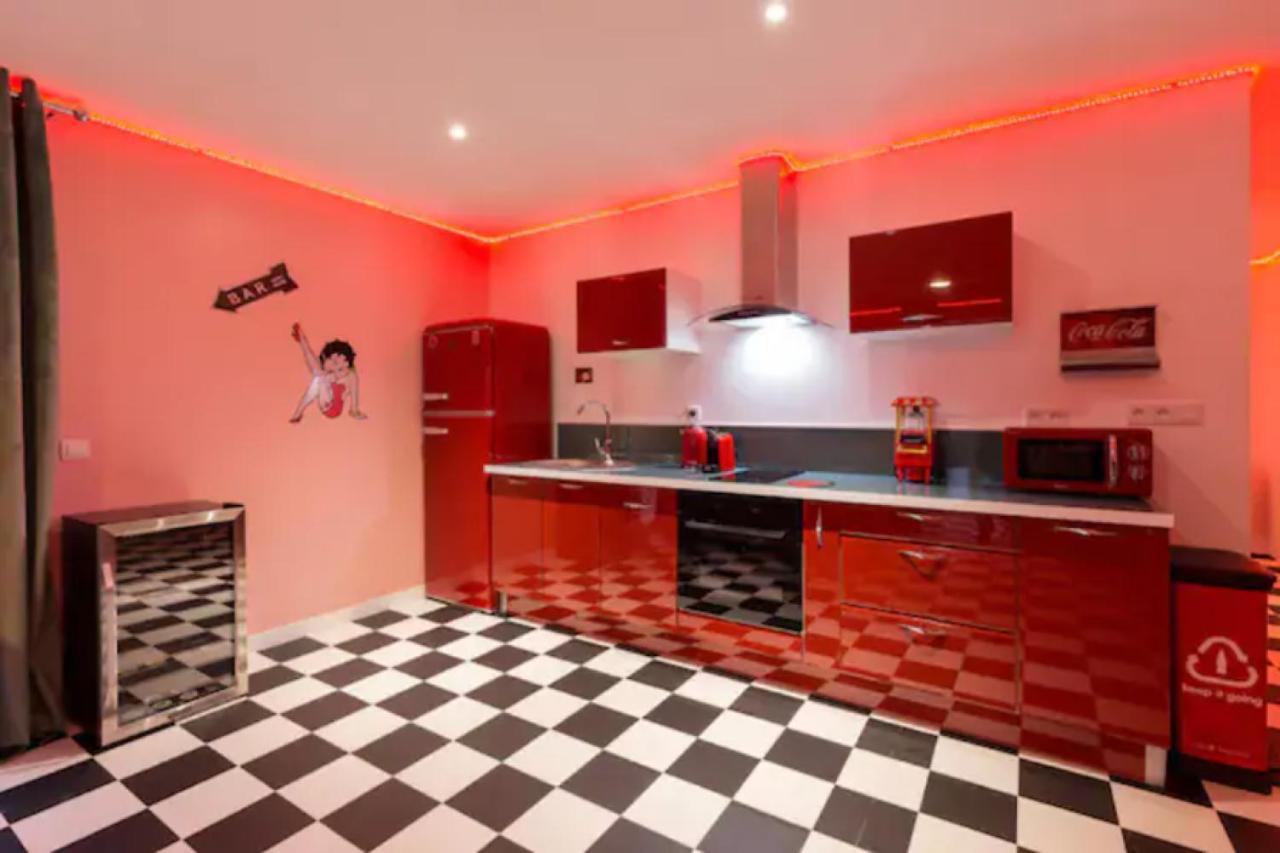 Suite Marilyn Monroe & Spa - 4P - Proche Disney Montry Екстериор снимка