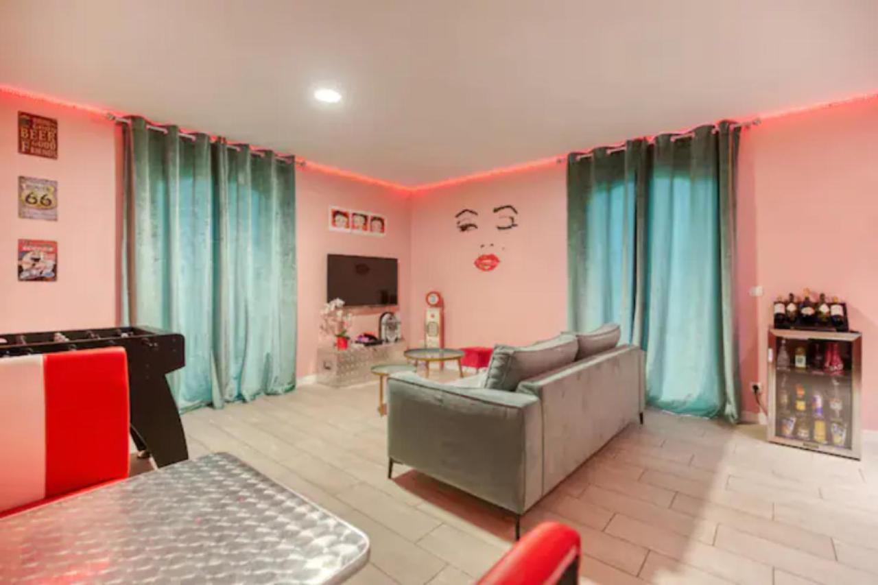 Suite Marilyn Monroe & Spa - 4P - Proche Disney Montry Екстериор снимка