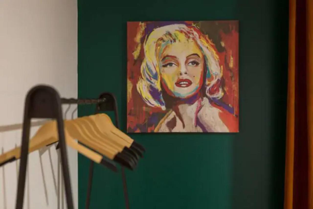 Suite Marilyn Monroe & Spa - 4P - Proche Disney Montry Екстериор снимка